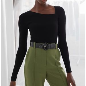 & Other Stories Black Cropped Asymmetric Sweater M